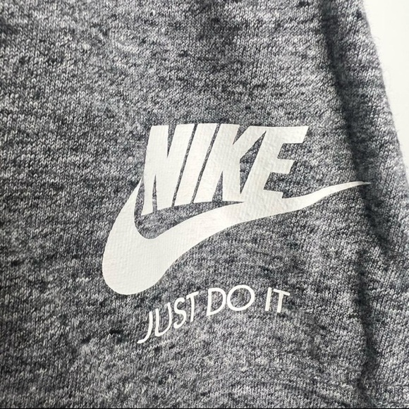 Nike Skirt - Picture 2 of 7